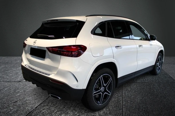 Mercedes-Benz GLA 250 e = AMG Line = Premium Гаранция - изображение 3