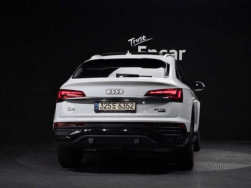 Audi Q5 40 TDI Quattro Sportback| 190к.с.| ВКЛ.ТЕХНОТЕСТ, снимка 4 - Автомобили и джипове - 55692147