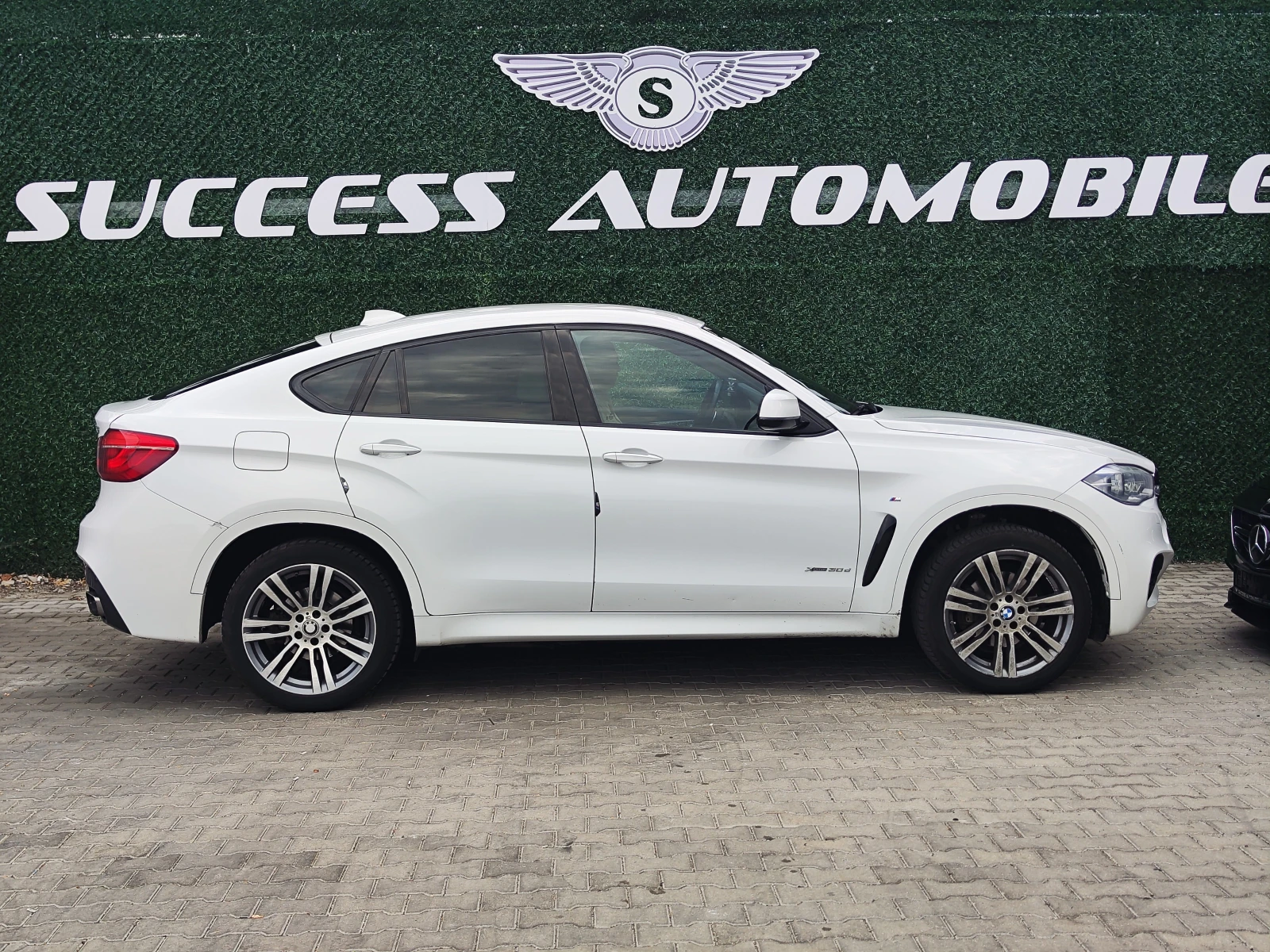 BMW X6 MPAK* CAMERA* RECARO* HARMANN* LIZING - изображение 3