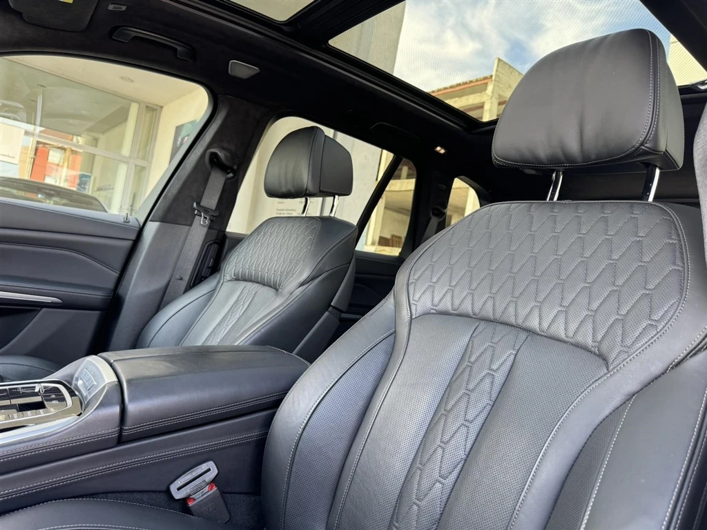 BMW X5 M50i | Mobile.bg   11