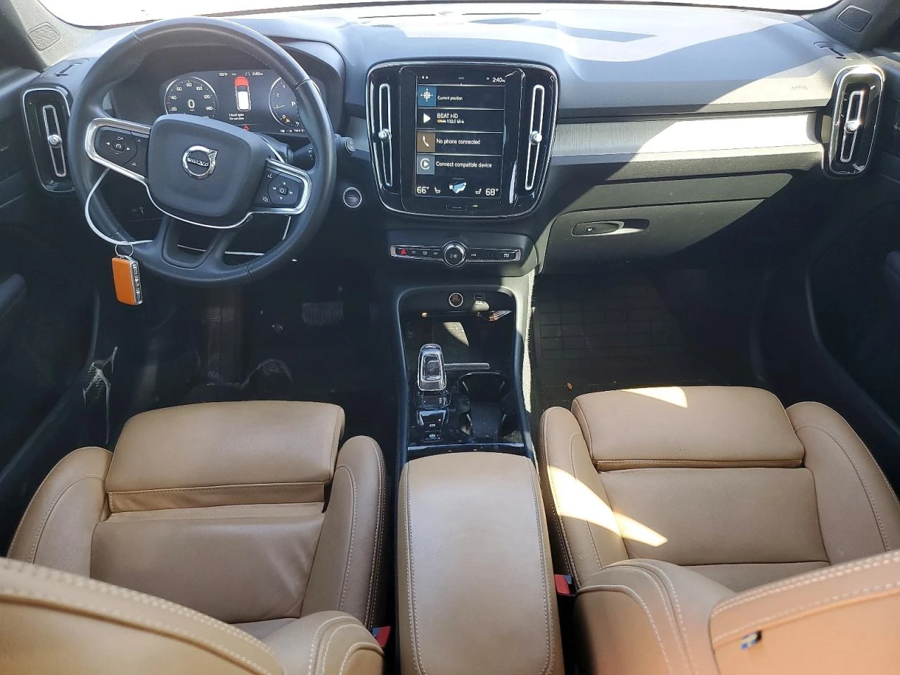 Volvo XC40 2.0l T5 Inscription* AWD, снимка 8 - Автомобили и джипове - 54010725