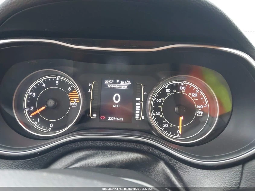 Jeep Cherokee 2.4l Latitude Fwd, снимка 7 - Автомобили и джипове - 54153923