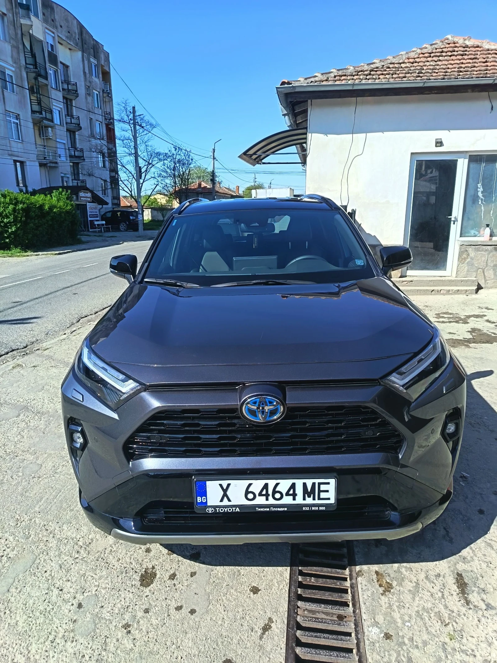 Toyota Rav4 2.5i HYBRID STYLE 4x4, снимка 2 - Автомобили и джипове - 54422956
