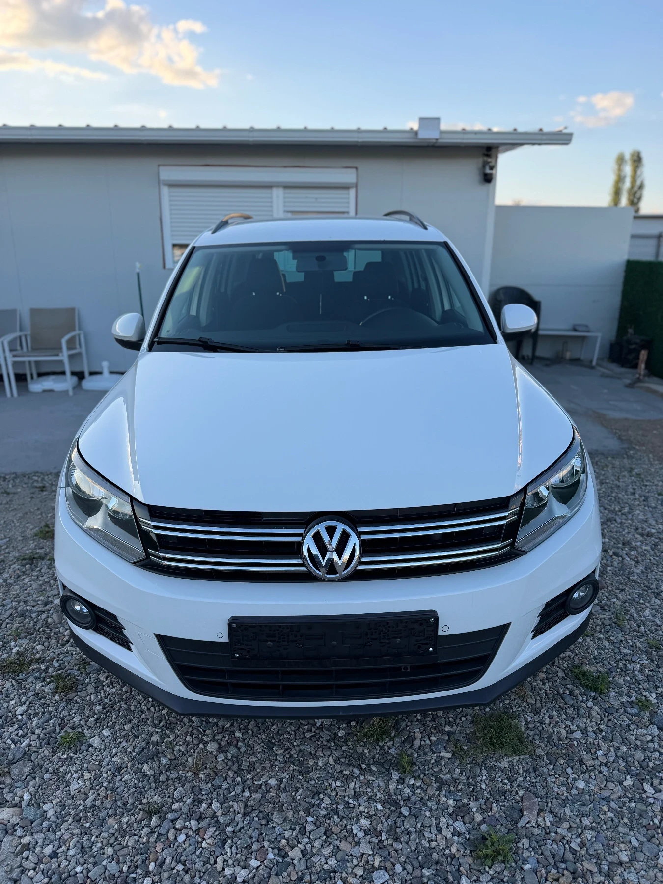 VW Tiguan 2.0 TDI / FACE LIFT, снимка 2 - Автомобили и джипове - 54556734