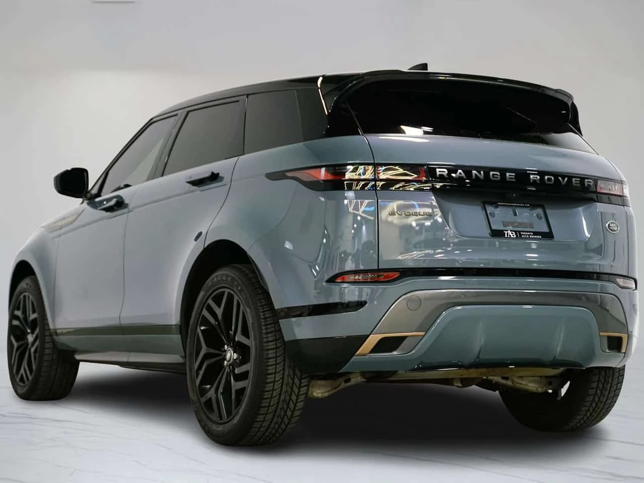 Land Rover Range Rover Evoque * FIRST EDITION | MERIDIAN | HUD | PANO | 20 IN * , снимка 5 - Автомобили и джипове - 54825867