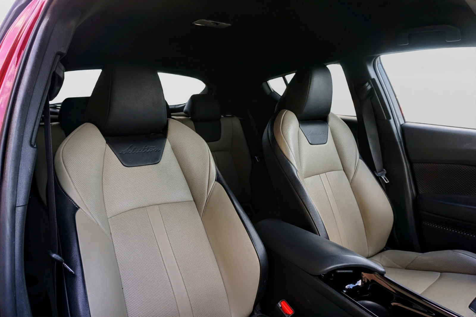 Toyota C-HR 1.8 Hybrid Style Selection e-CVT Bi-Tone | Mobile.bg � ����������� 11