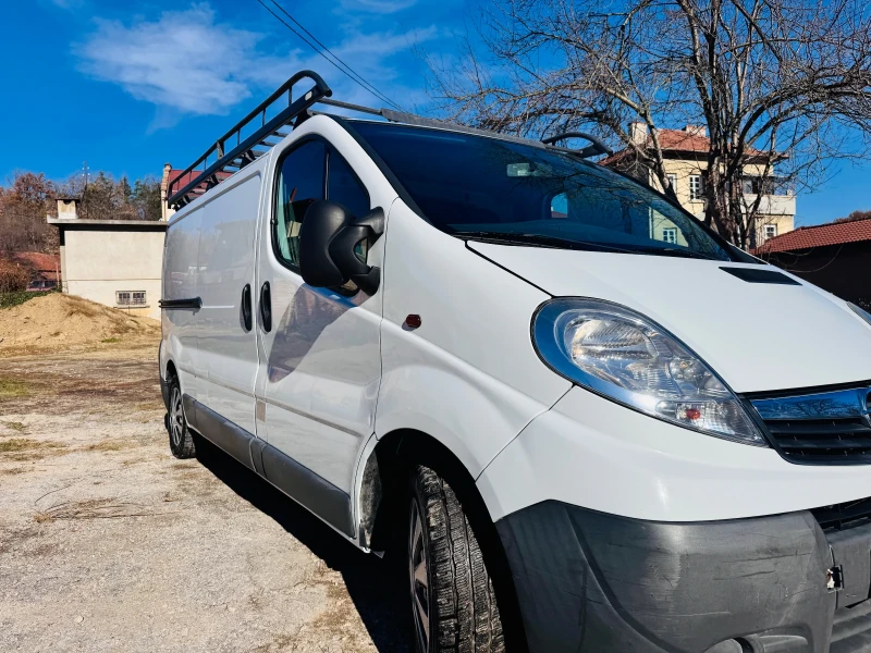 Opel Vivaro 2.0CDTi* Нови Дюзи+ Съединител* , снимка 2 - Бусове и автобуси - 48399783