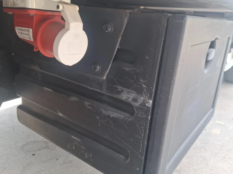 Iveco Daily 3.0/До3.5т/Климатик/220V, снимка 12 - Бусове и автобуси - 51024188