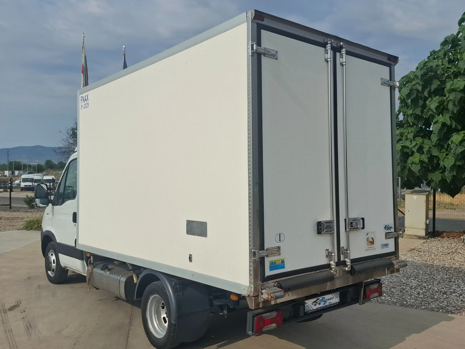 Iveco Daily 3.0/До3.5т/Климатик/220V - изображение 2