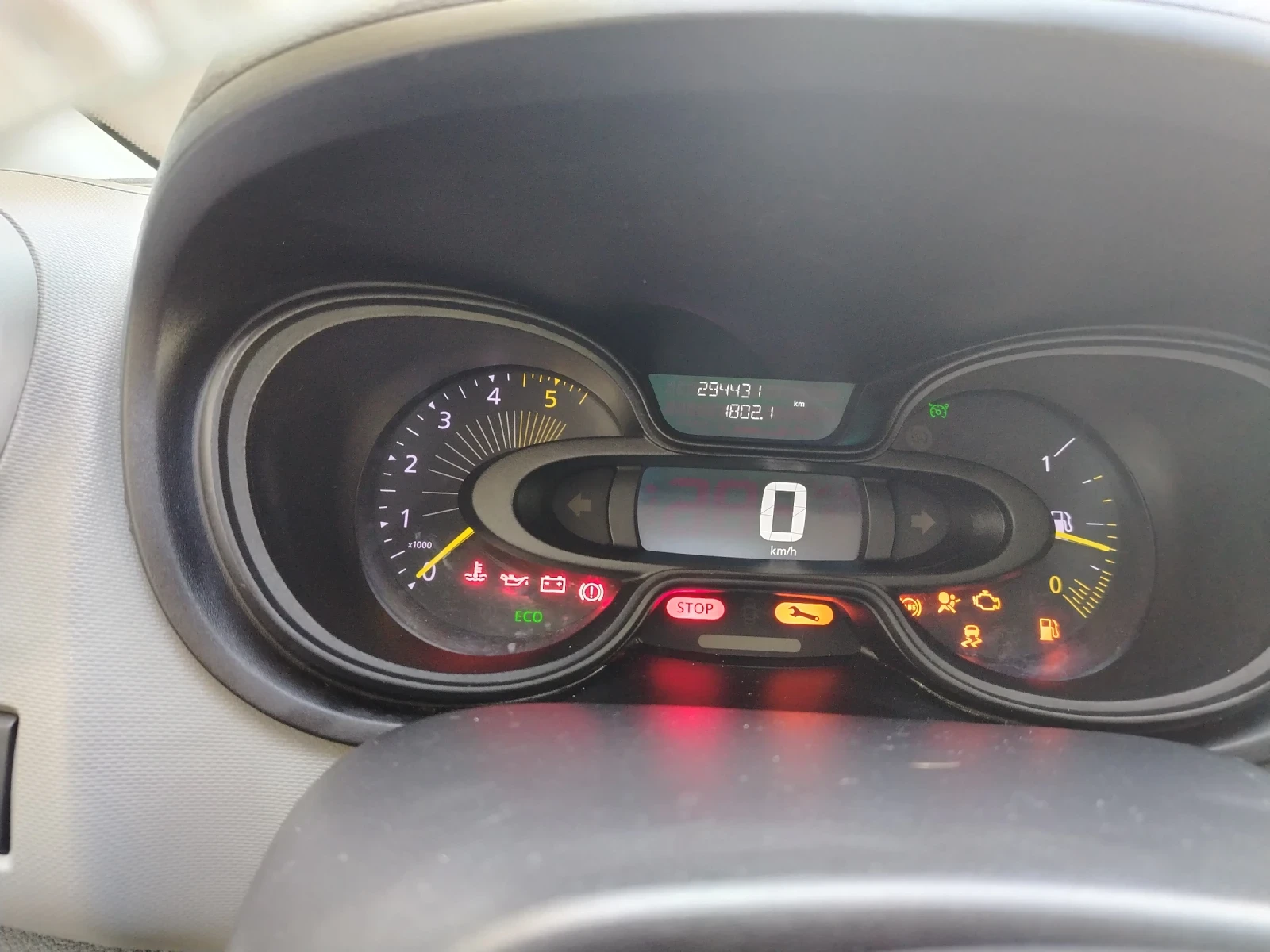 Renault Trafic 1.6 dci, снимка 13 - Бусове и автобуси - 54573018