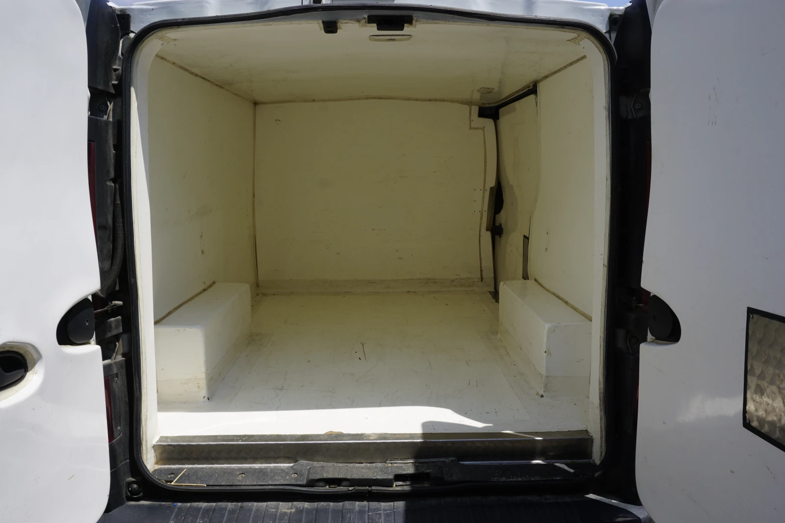 Renault Trafic 1.6DCI/Изотермичен/Клима, снимка 5 - Бусове и автобуси - 55249297