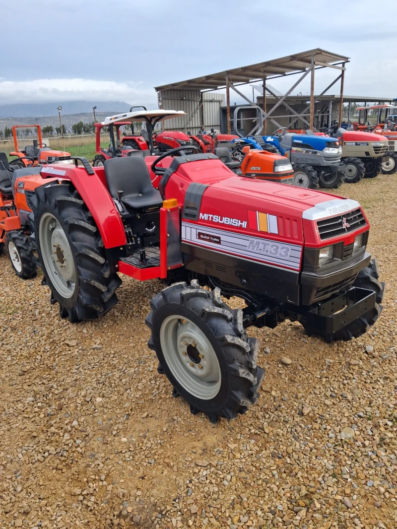 Трактор Kubota, снимка 3 - Селскостопанска техника - 52453191