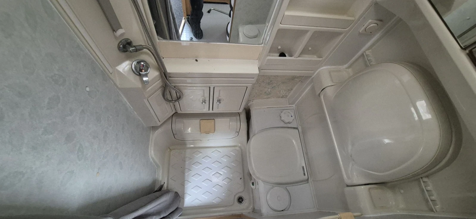  ABI Jubilee equerry  | Mobile.bg   13