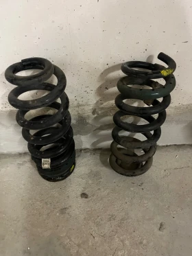 Задни прижини за Jeep Grand Cherokee WK2, снимка 1