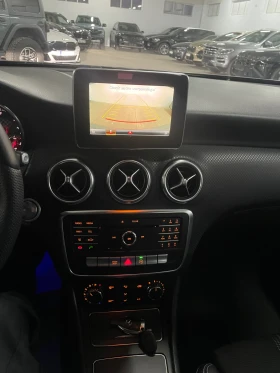 Mercedes-Benz A 220 d/AMG/4matic/панорама/камера/ТОП!!!, снимка 17