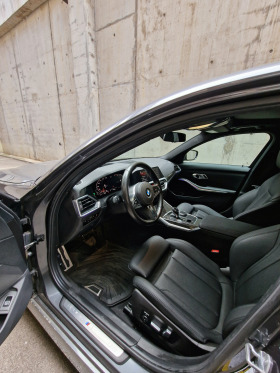 BMW 330 XDrive M Pack, снимка 12 - Автомобили и джипове - 44030732