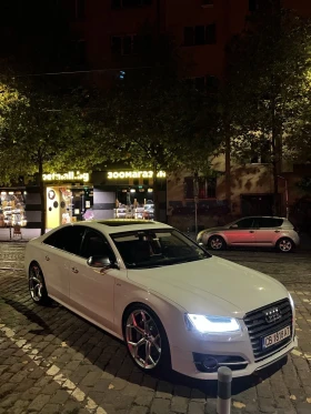 Audi S8, снимка 4