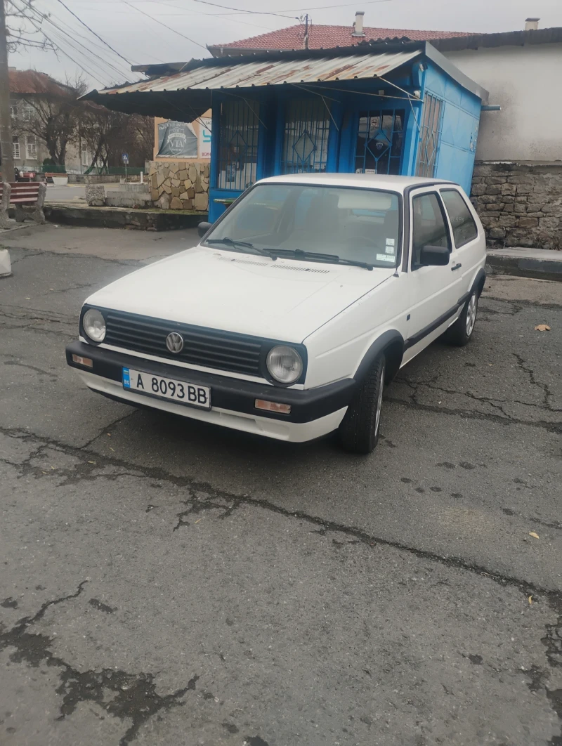 VW Golf 1.6, снимка 4 - Автомобили и джипове - 48438727