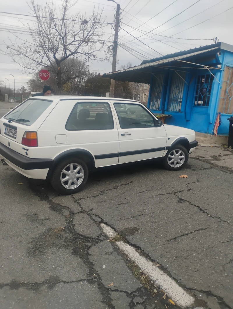 VW Golf 1.6, снимка 2 - Автомобили и джипове - 48438727