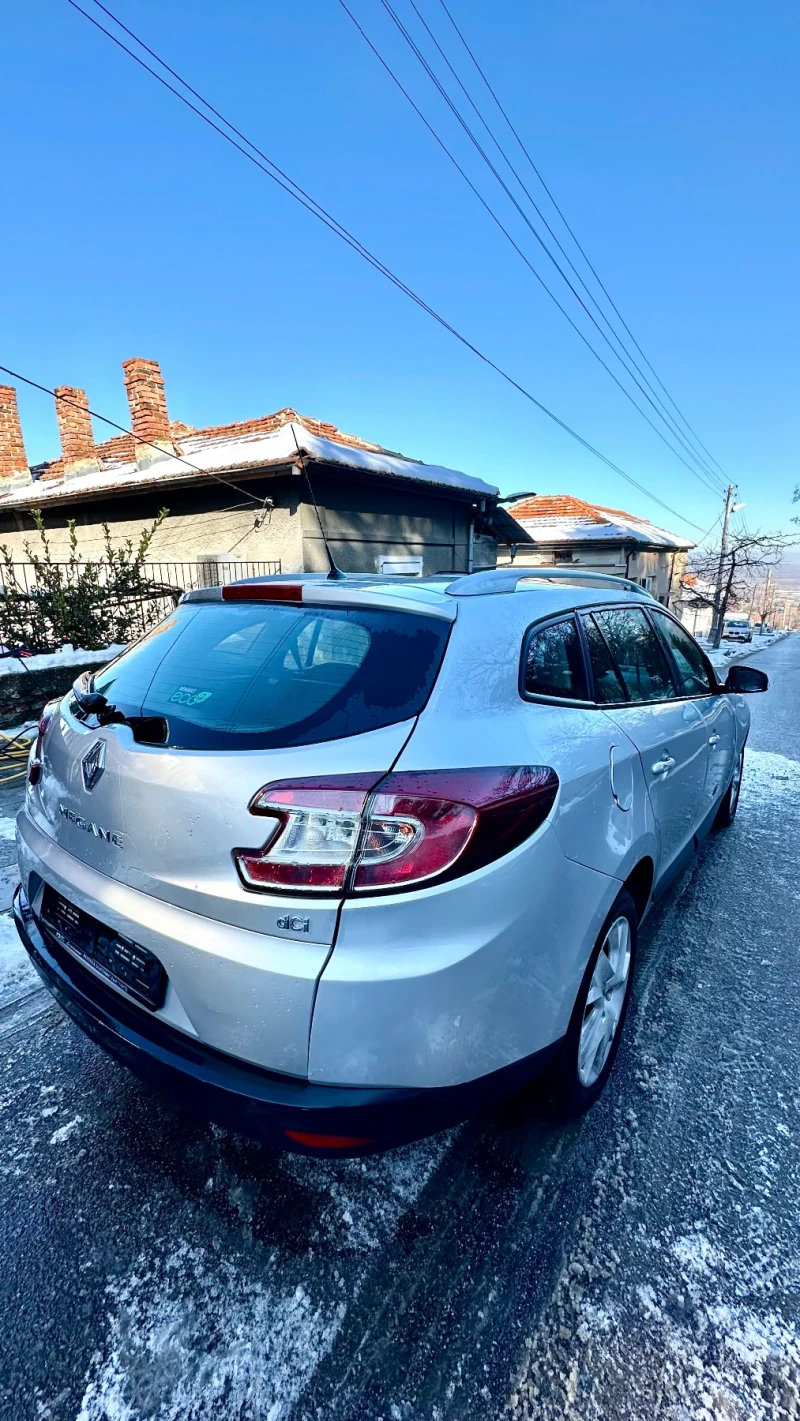 Renault Megane 1.5 DTCi , снимка 4 - Автомобили и джипове - 48740539