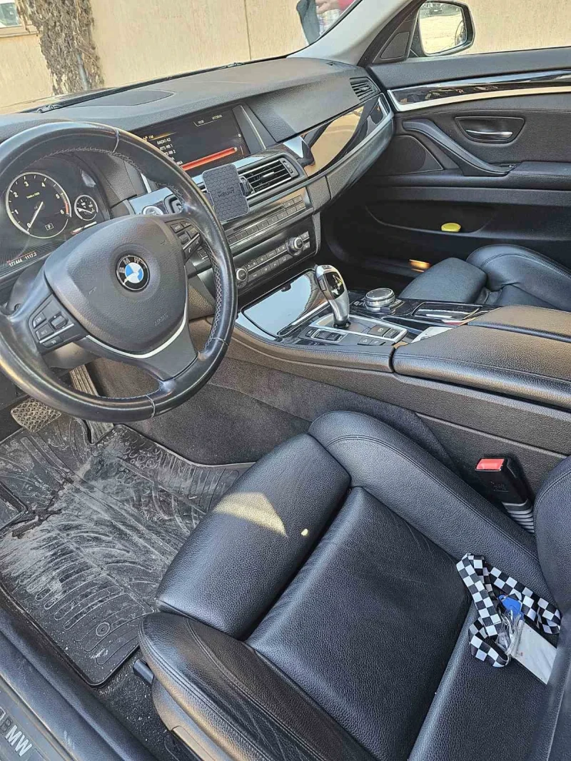 BMW 520 XDrive, снимка 11 - Автомобили и джипове - 48867041