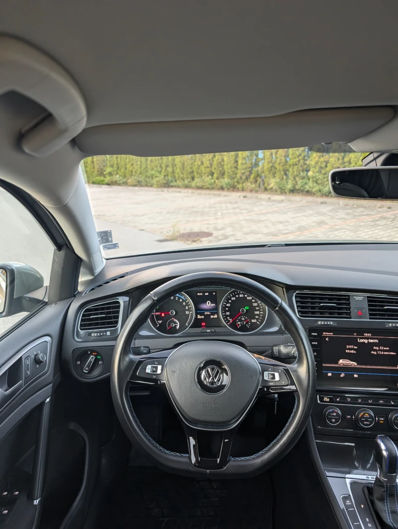 VW Golf e-Golf, снимка 11 - Автомобили и джипове - 48915285