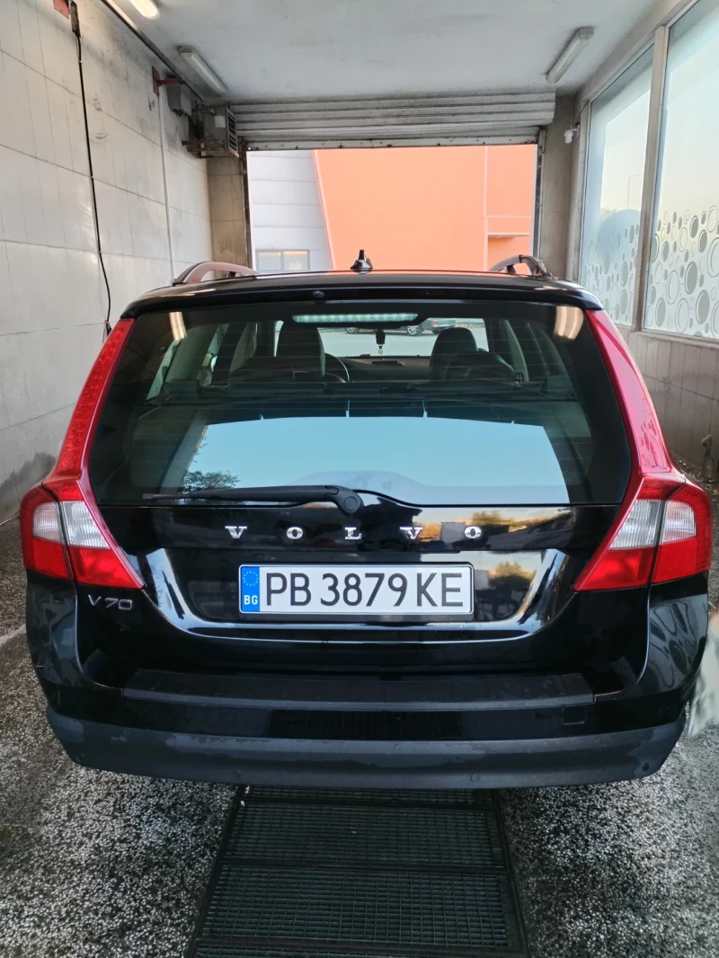 Volvo V70 2.0, снимка 3 - Автомобили и джипове - 49294461