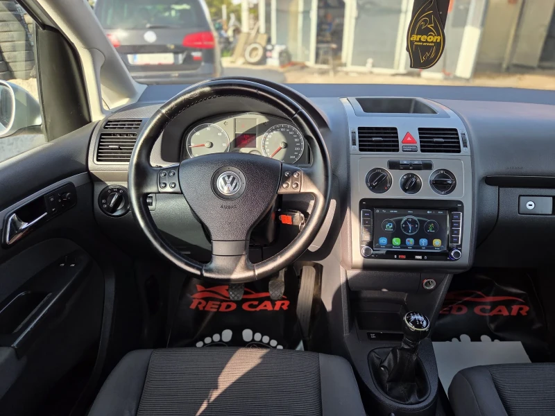 VW Touran 1.9TDI FACELIFT, снимка 15 - Автомобили и джипове - 51209243