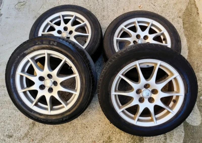 Toyota Avensis D4D , снимка 14 - Автомобили и джипове - 52290466