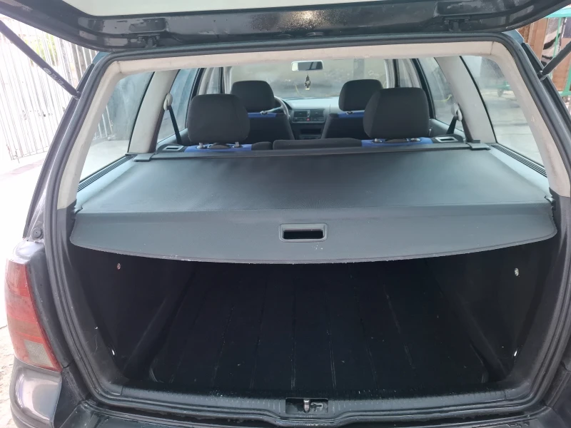 VW Golf 1.9TDI , снимка 10 - Автомобили и джипове - 52935545