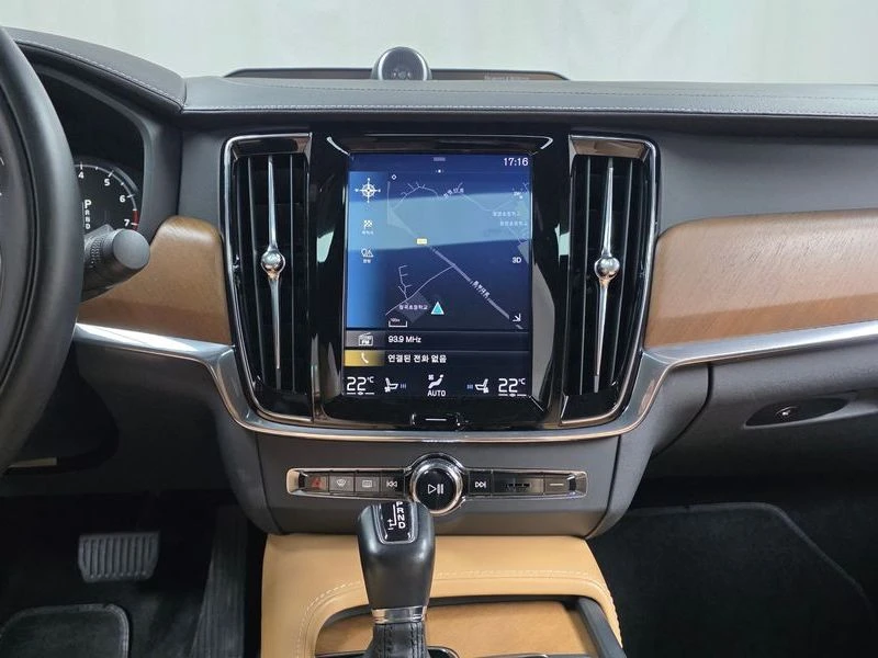 Volvo S90 2.0 Automatic, снимка 14 - Автомобили и джипове - 55975469