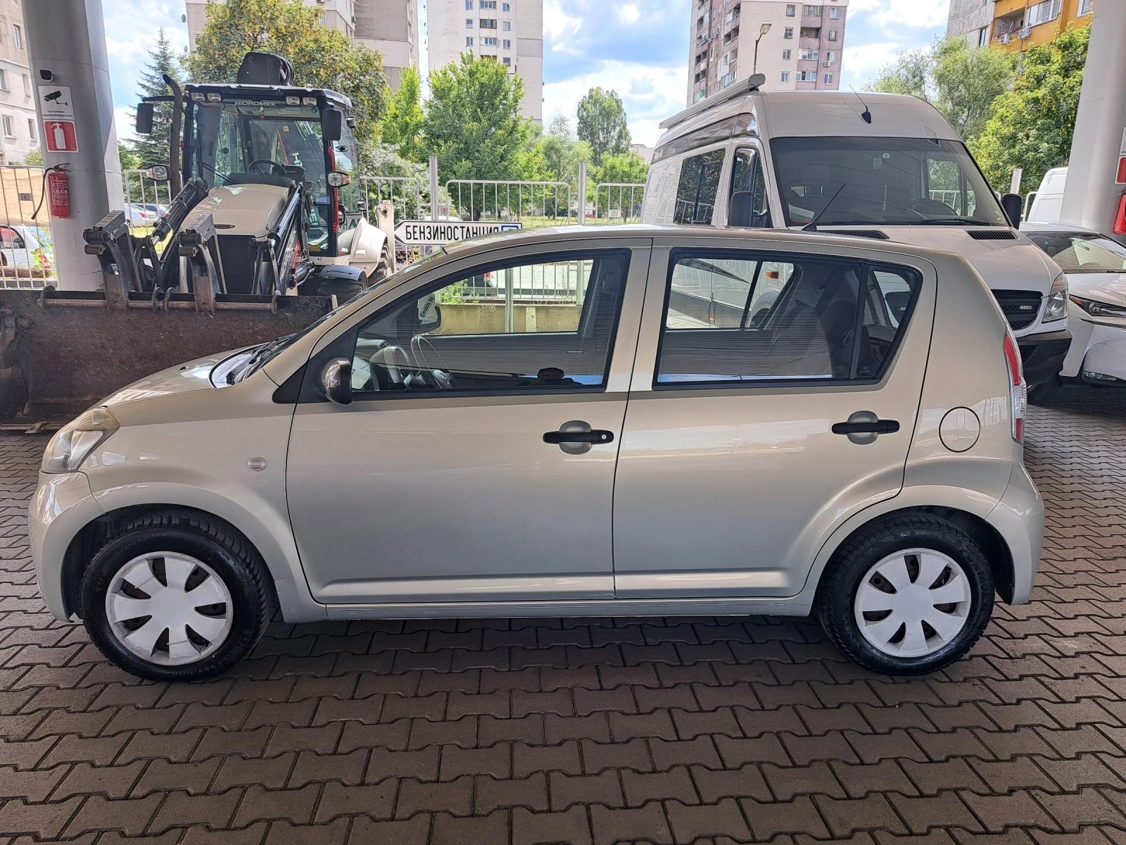 Daihatsu Sirion 1.0i 68ps.GPL ITALIA - изображение 5