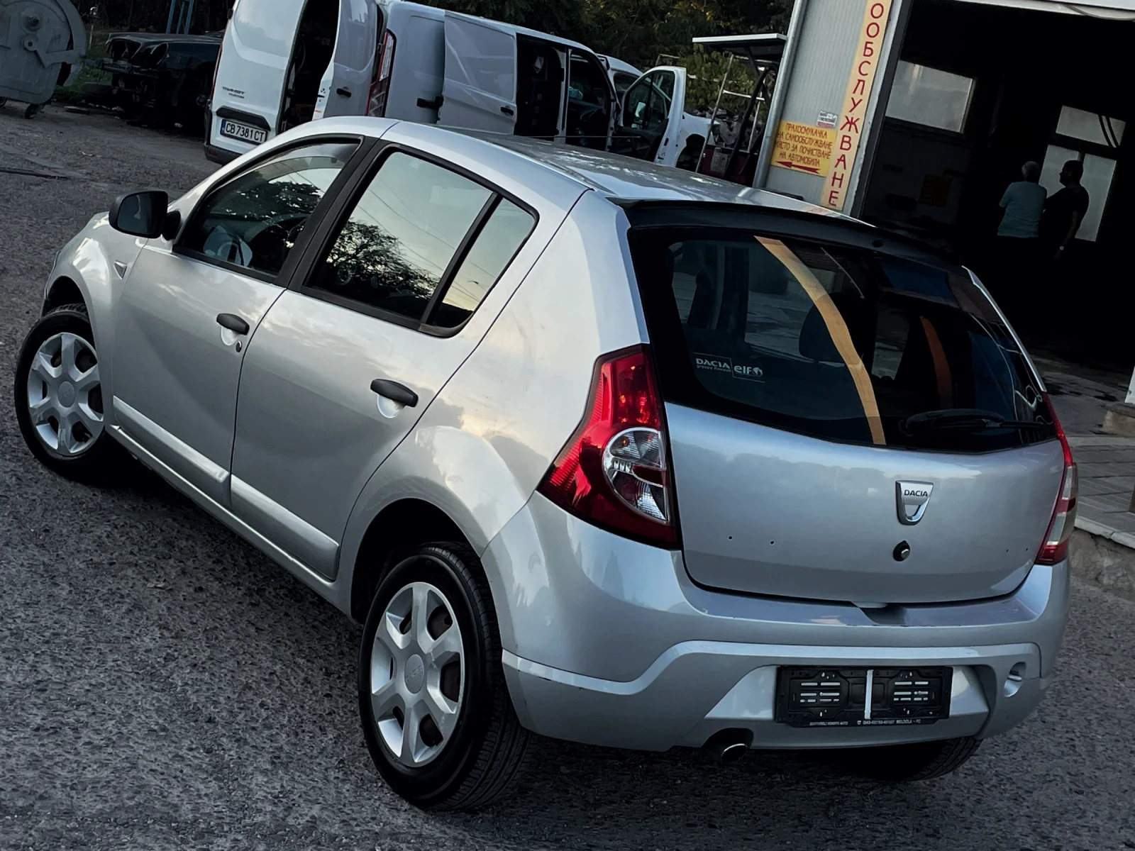 Dacia Sandero 1.4* ГАЗ* КЛИМА - изображение 6