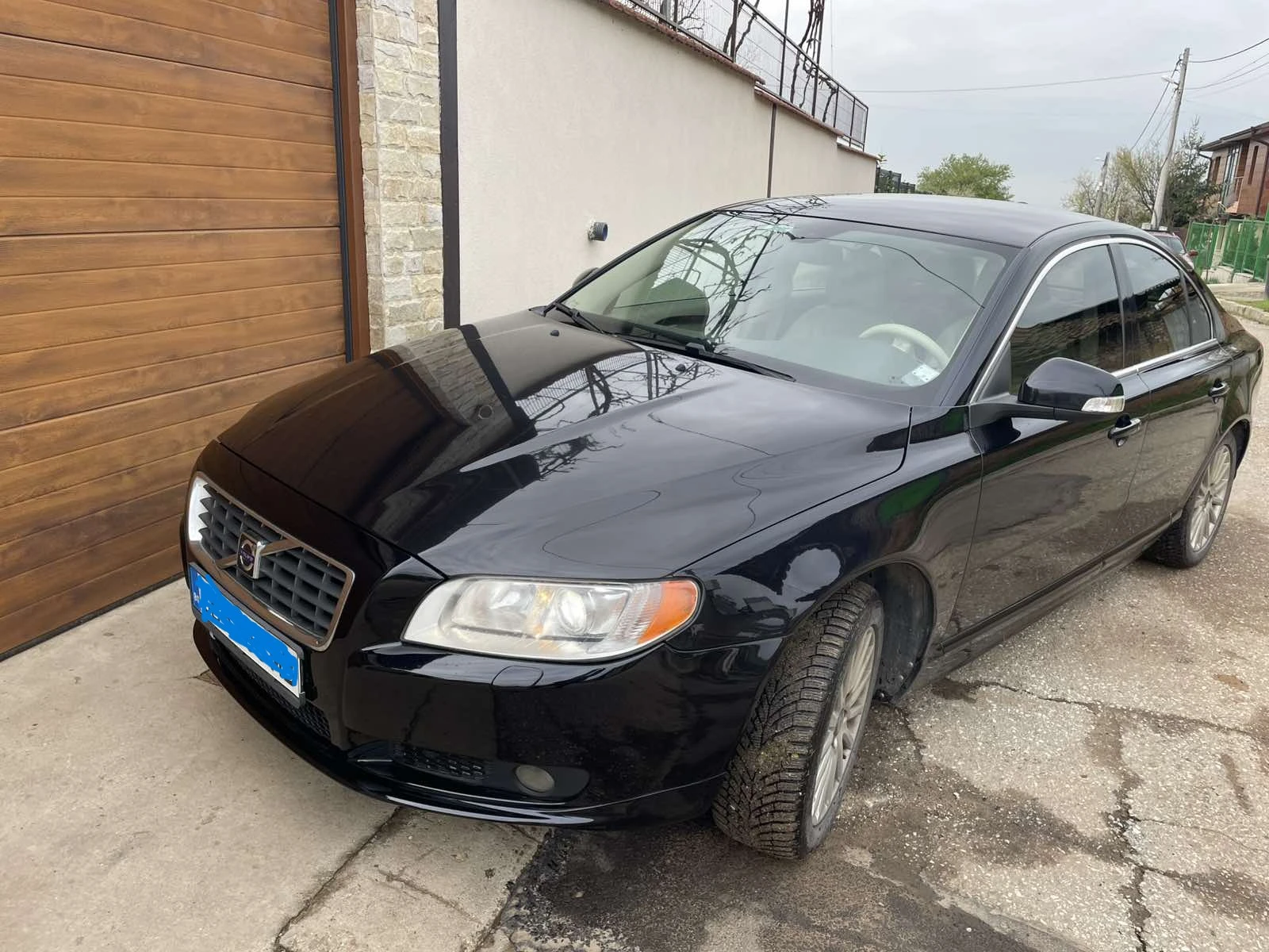 Volvo S80 2.5T АГУ - изображение 4