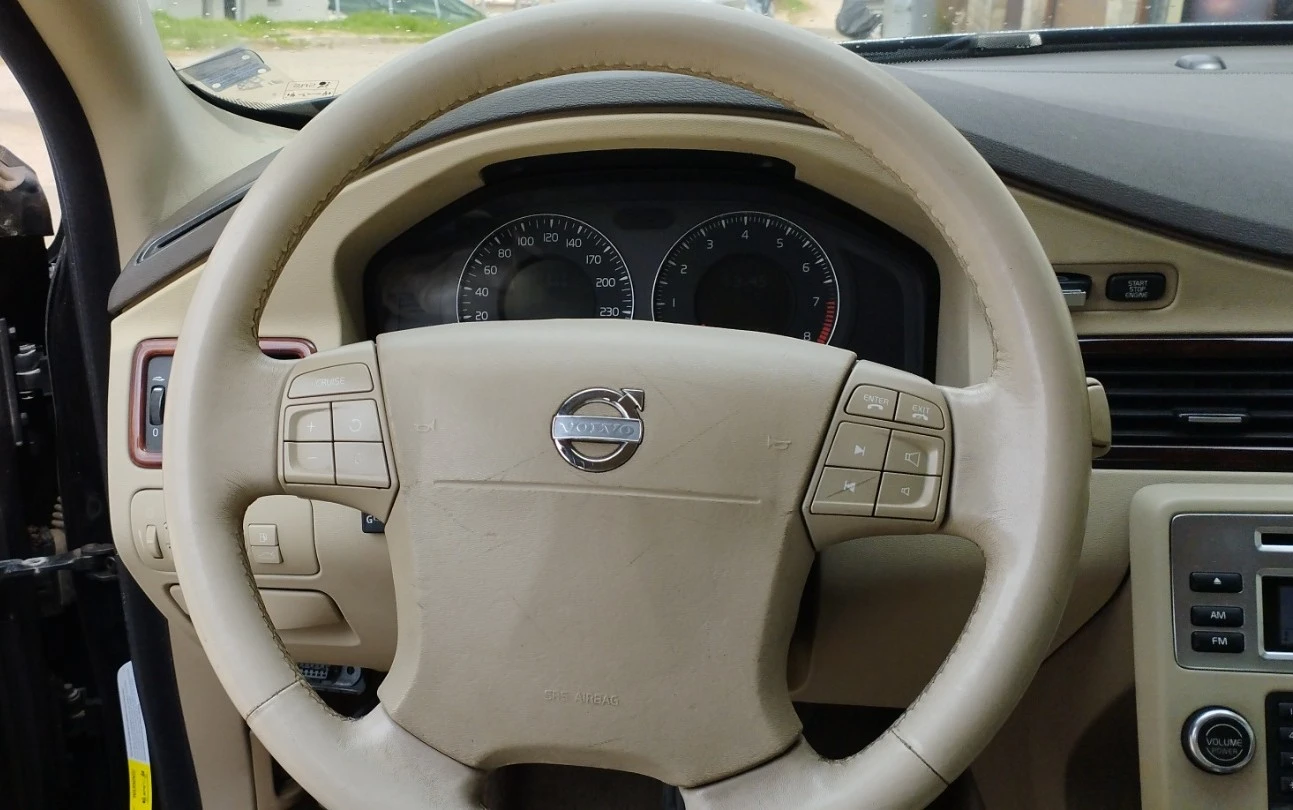 Volvo S80 2.5T АГУ - изображение 7