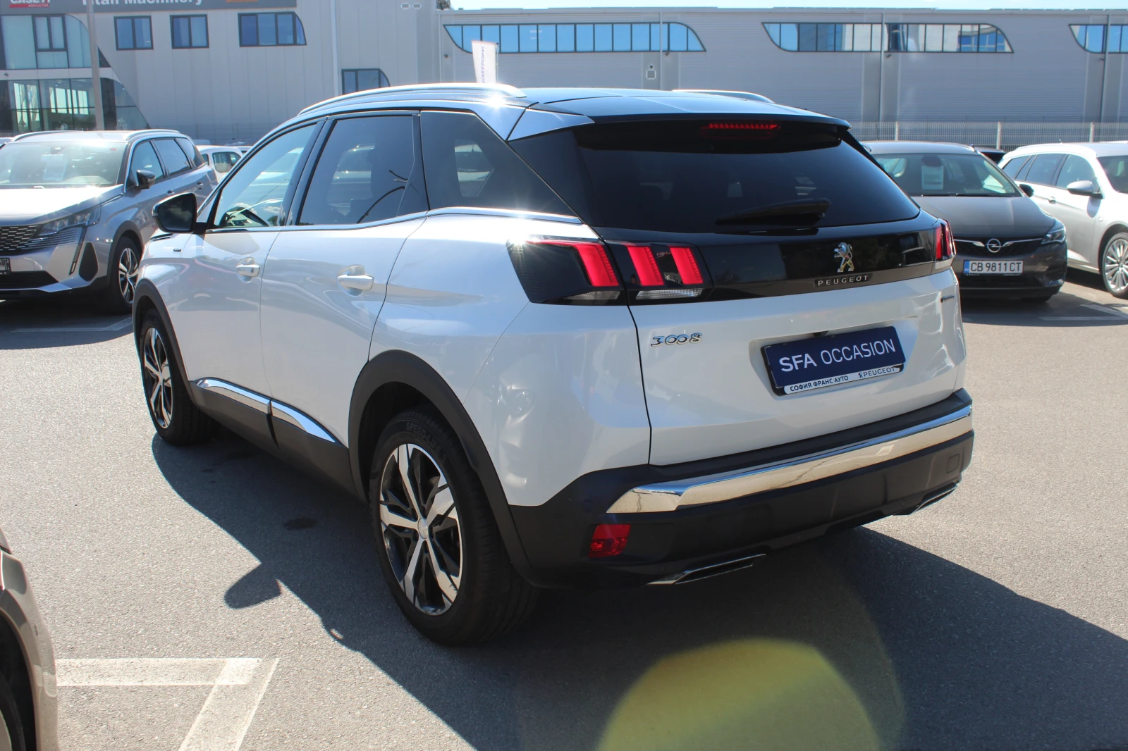 Peugeot 3008 NEW GT Line 1.6 e-THP 165 EAT6 // 1801171 - изображение 3