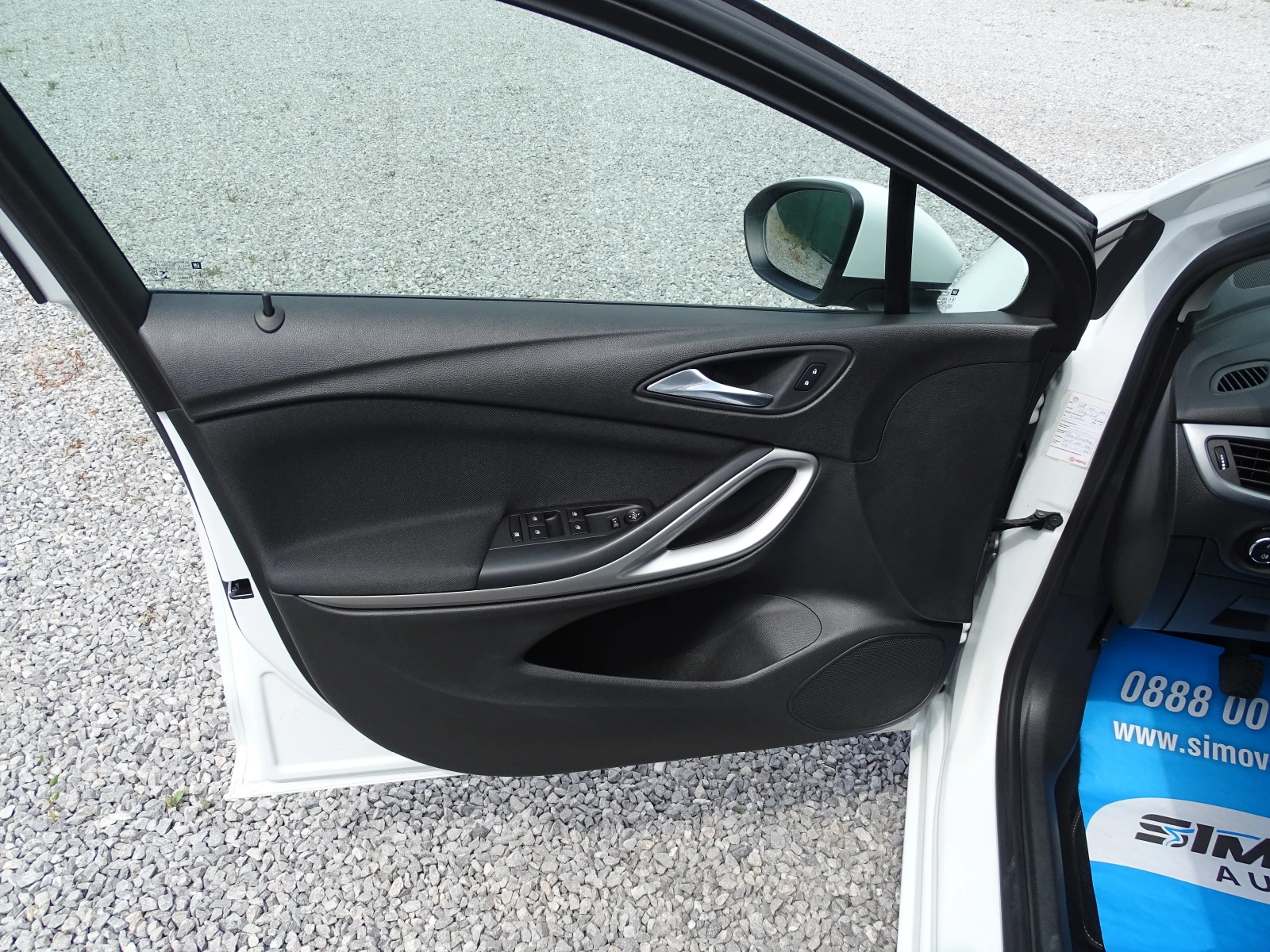 Opel Astra 1.2i 110КС. НАВИГАЦИЯ  - изображение 6