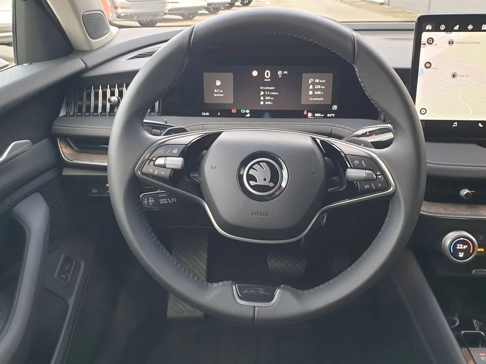 Skoda Superb L&K 2.0 TDI Гаранция  - изображение 5
