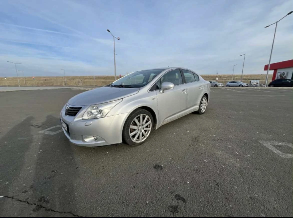 Toyota Avensis  - изображение 2
