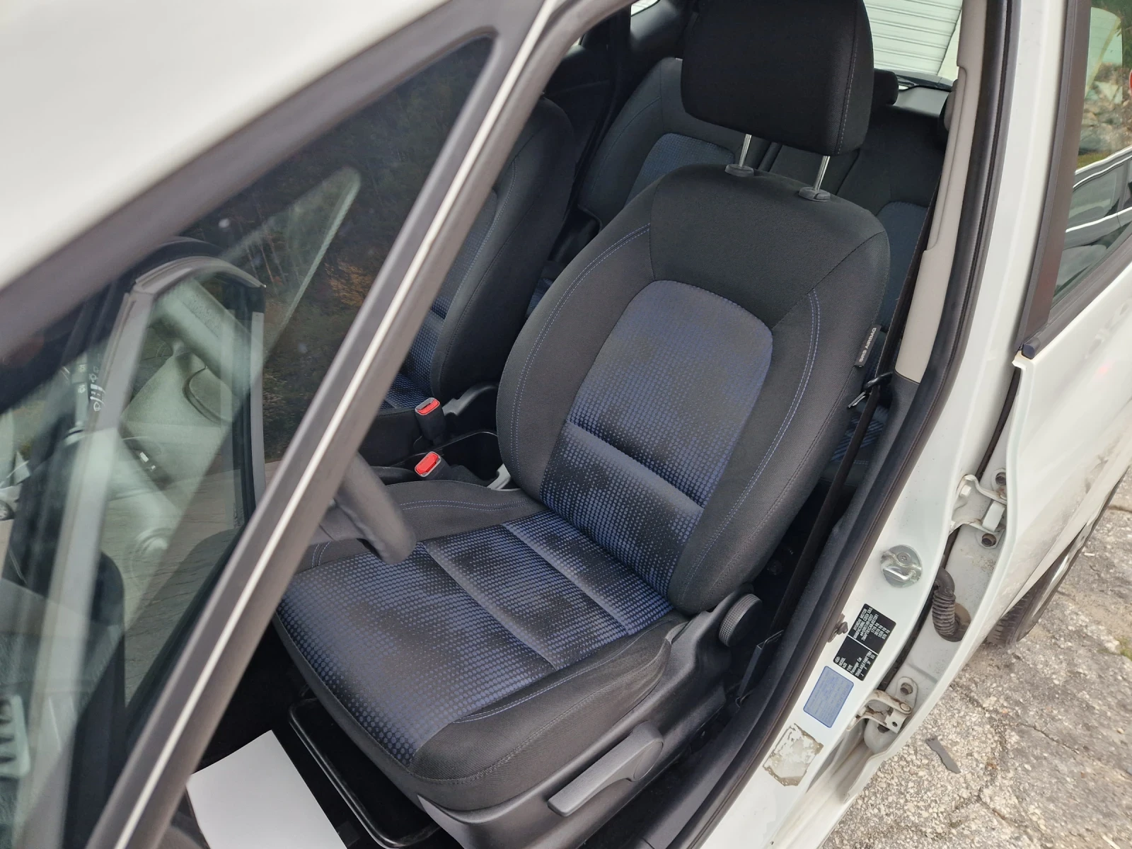 Hyundai Ix20 1.4i-LPG - изображение 9