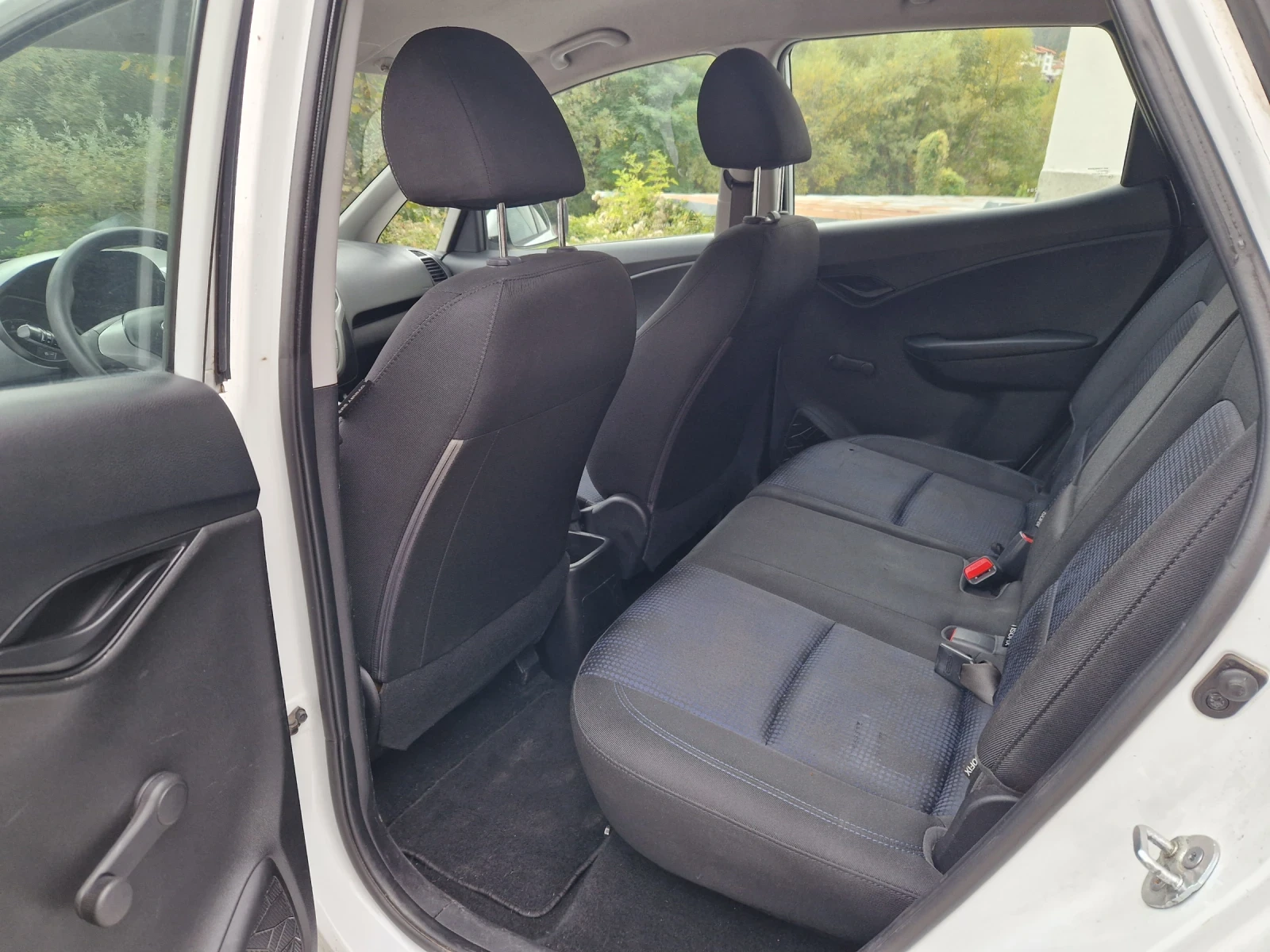 Hyundai Ix20 1.4i-LPG - изображение 10
