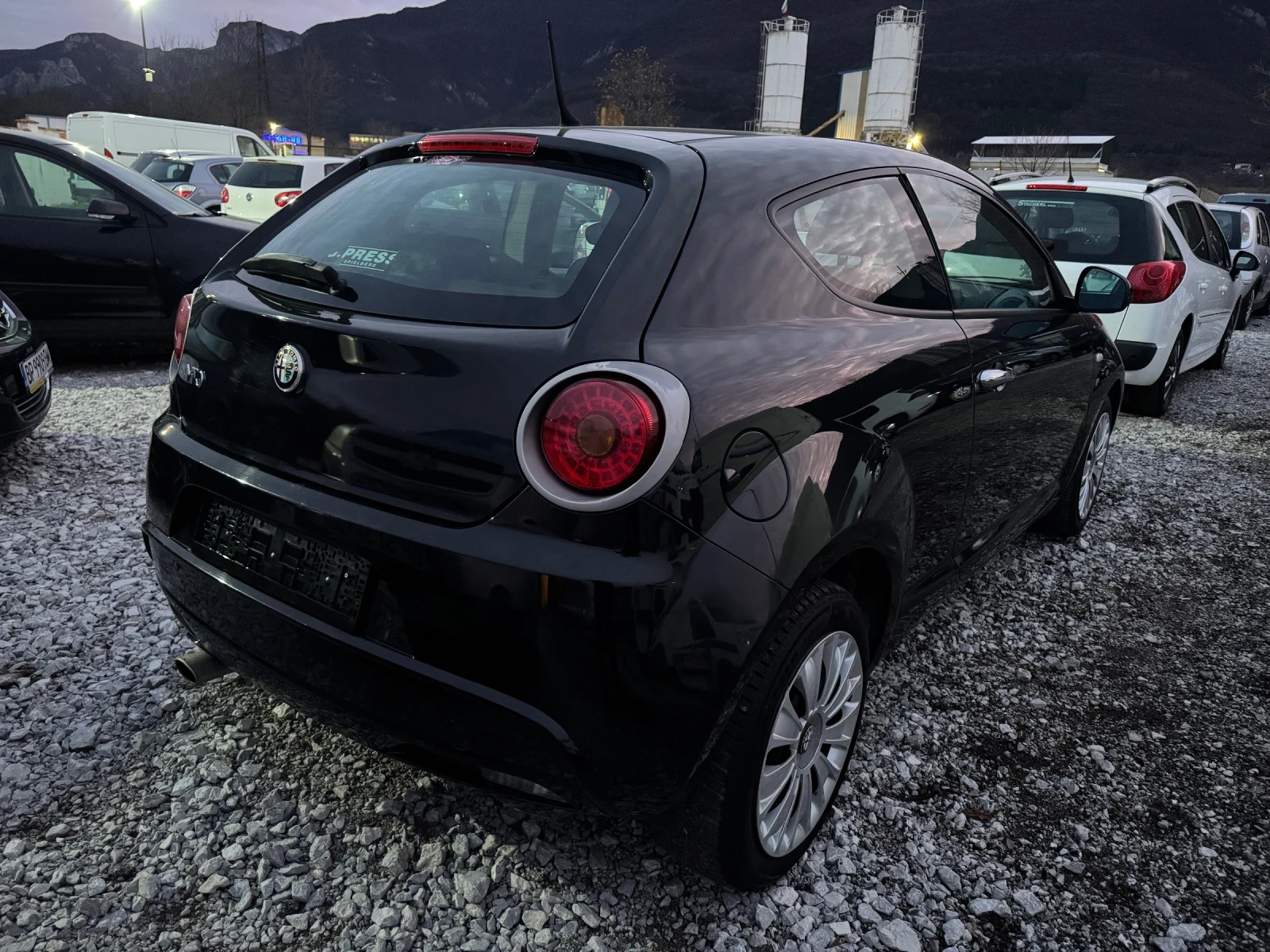 Alfa Romeo MiTo 1.4i 6ck KLIMA 132000km - изображение 6