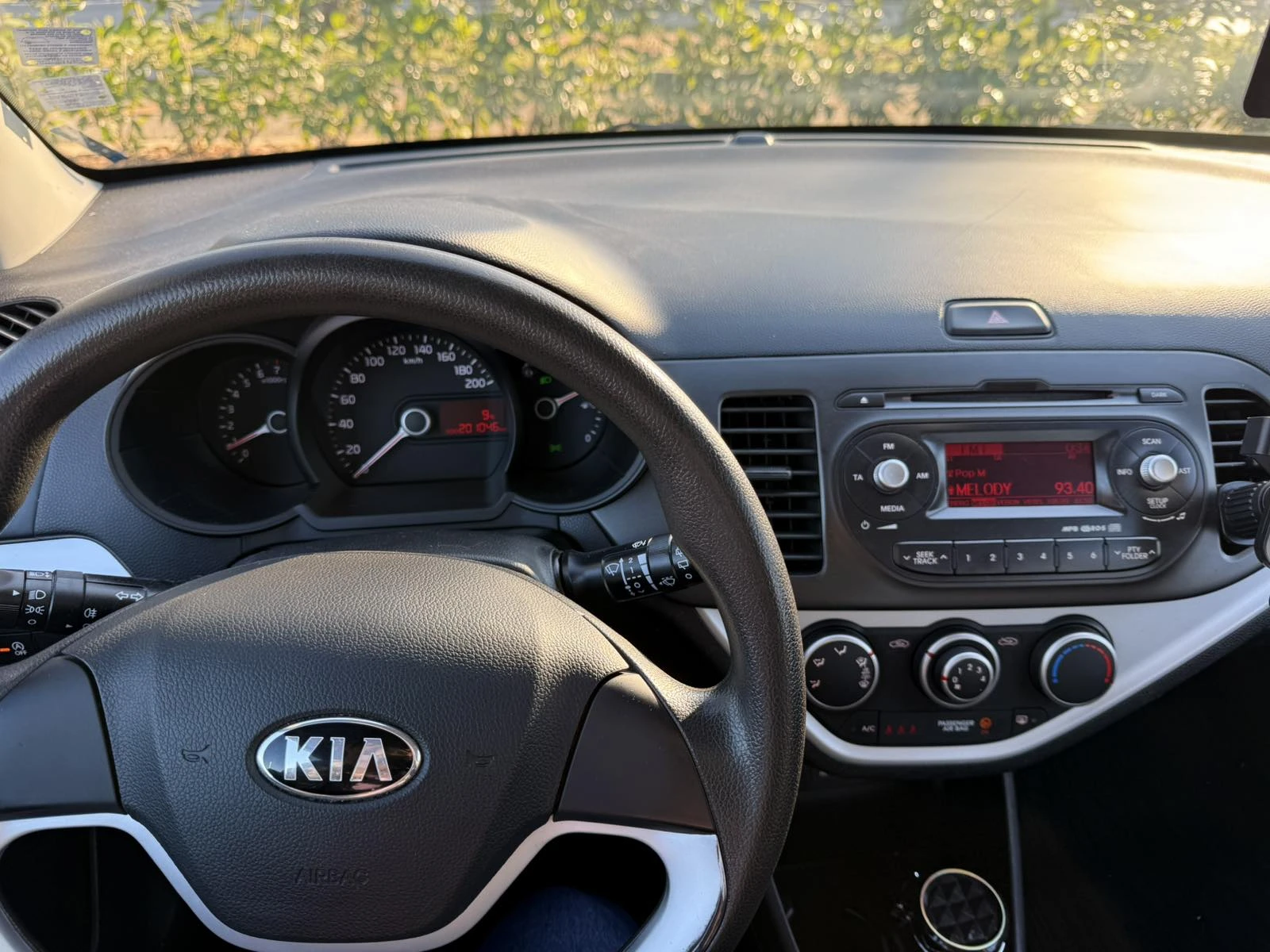 Kia Picanto 1.0 - изображение 9
