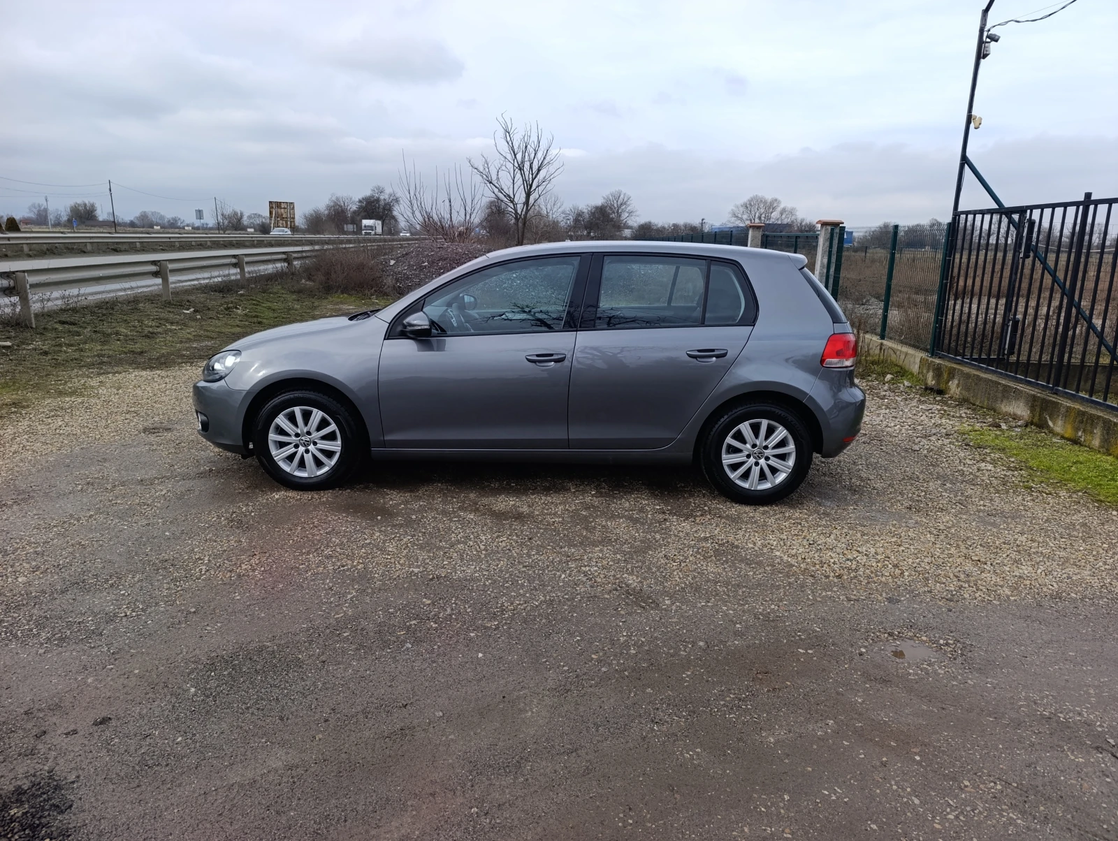 VW Golf 1.6i-102��.������ | Mobile.bg � ����������� 4