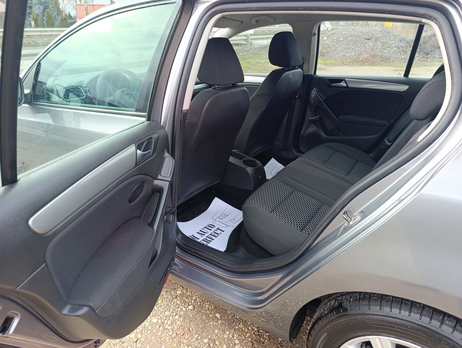 VW Golf 1.6i-102��.������ | Mobile.bg � ����������� 13