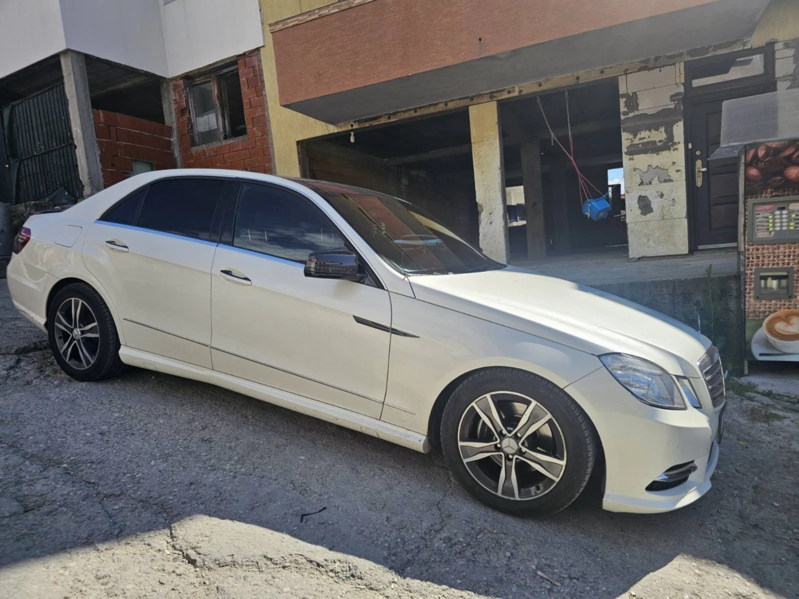 Mercedes-Benz E 350 Оригинален AMG- пакет/ ЛИЗИНГ