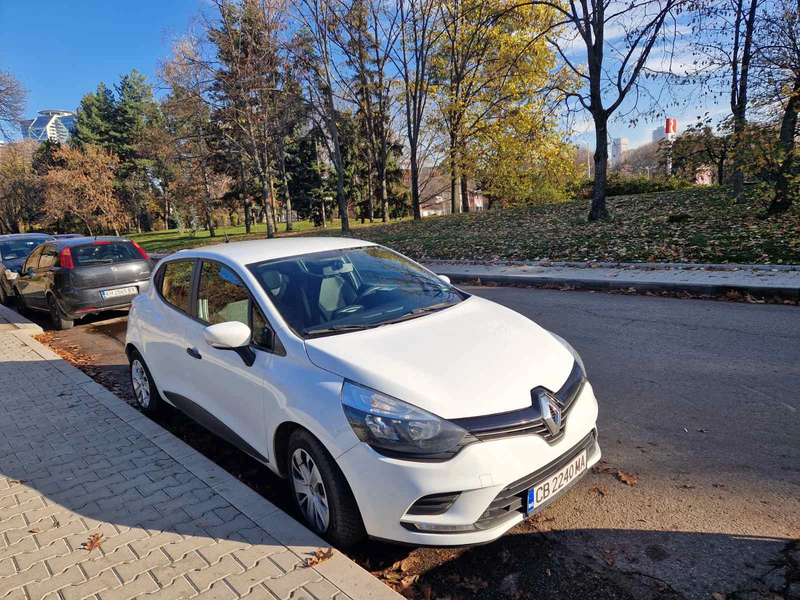 Renault Clio, снимка 2 - Автомобили и джипове - 54461234