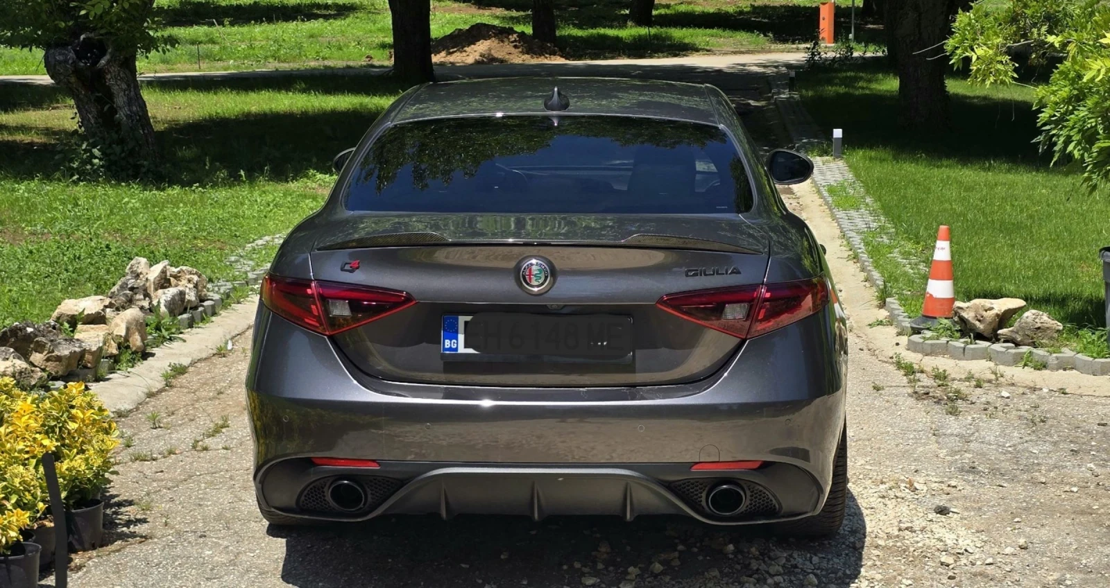 Alfa Romeo Giulia Alfa romeo giulia 2.2 veloce carbon steel 210hp , снимка 4 - Автомобили и джипове - 54808853