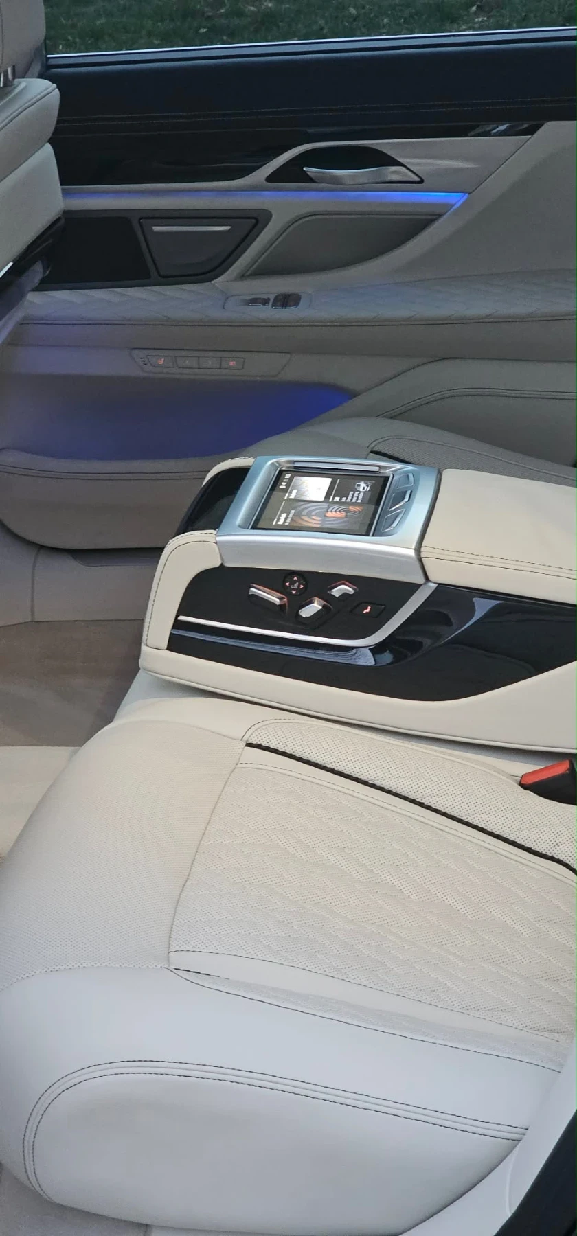BMW 750 BMW Alpina B7 750IL x-drive * ЛИЗИНГ* , снимка 16 - Автомобили и джипове - 55232786