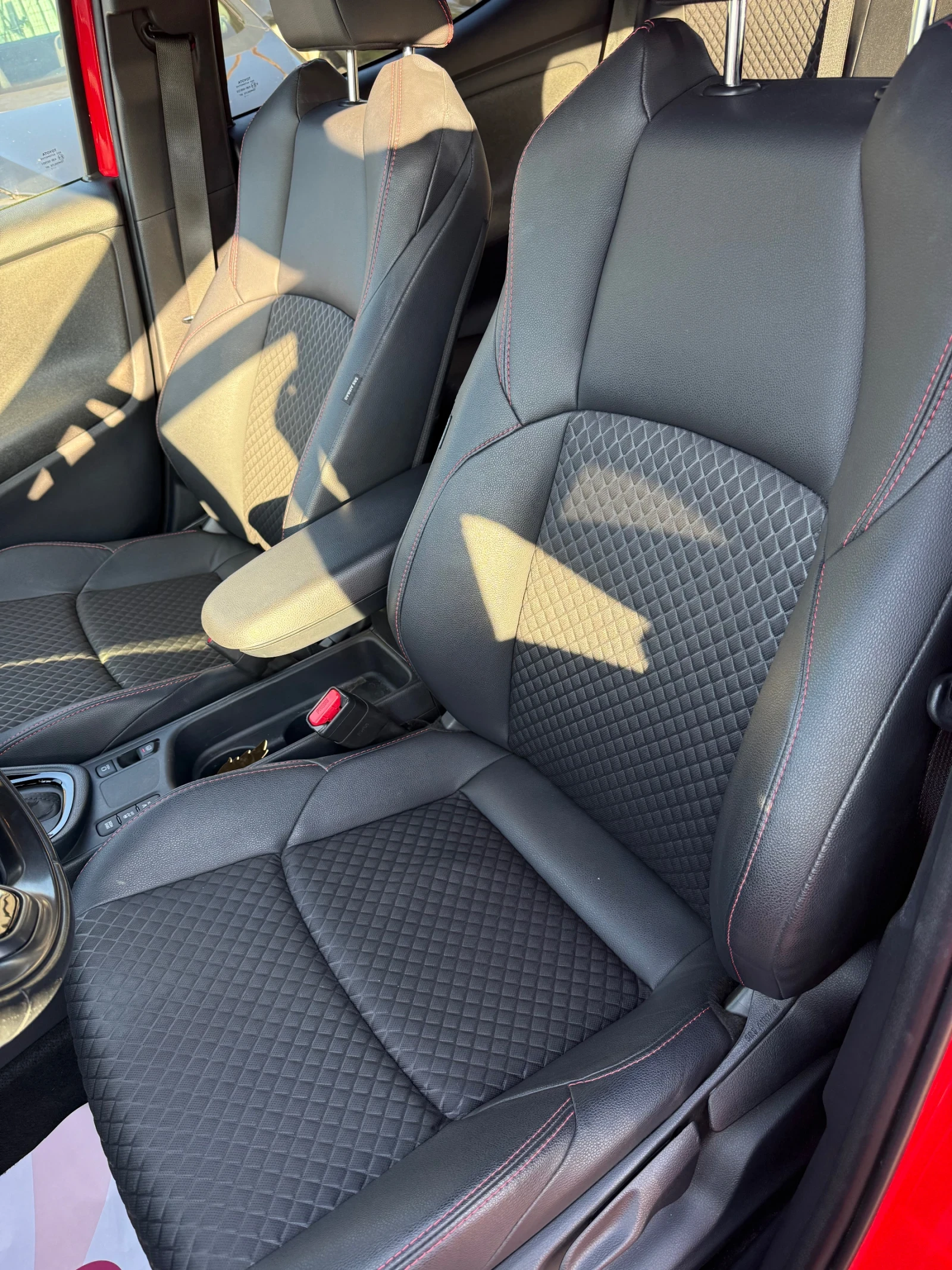 Toyota Yaris GR Sport Hybrid, 41.000 км, 1 собственик , снимка 10 - Автомобили и джипове - 55771793